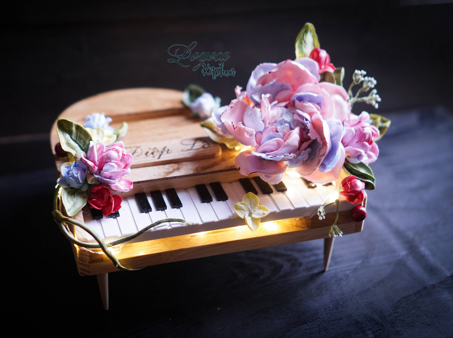 Wooden Piano mobile stand design file, printable template ,laser cut ,CNC - LoyocaWorkshop