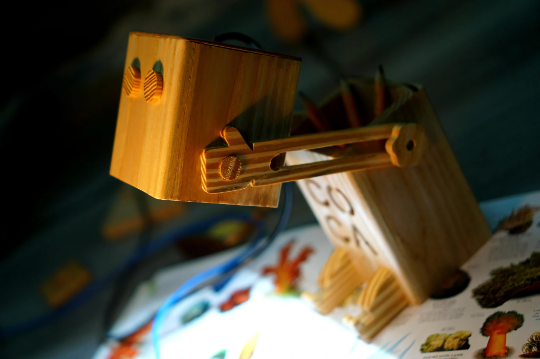 Robot lamp design file, printable template ,laser cut ,CNC - LoyocaWorkshop