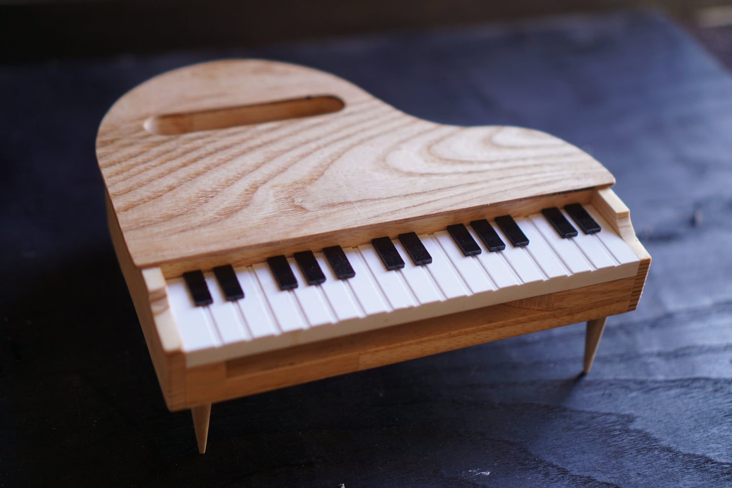 Wooden Piano mobile stand design file, printable template ,laser cut ,CNC - LoyocaWorkshop