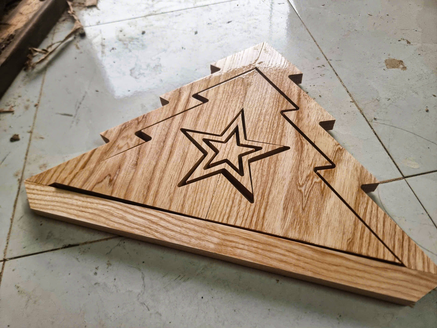 Christmas tree template with one A4-sized board - Power tools/CNC - LoyocaWorkshop