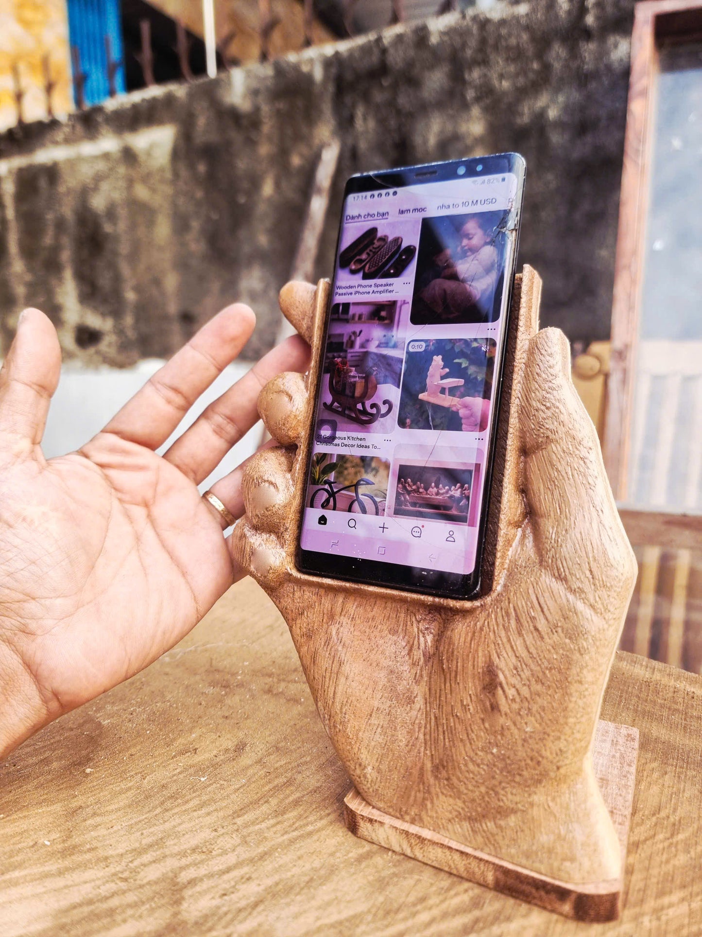 Hand holding mobile stand, 3D STL Model, CNC Router Engraver, Artcam, Vectric Aspire ,Easel ,3D printing